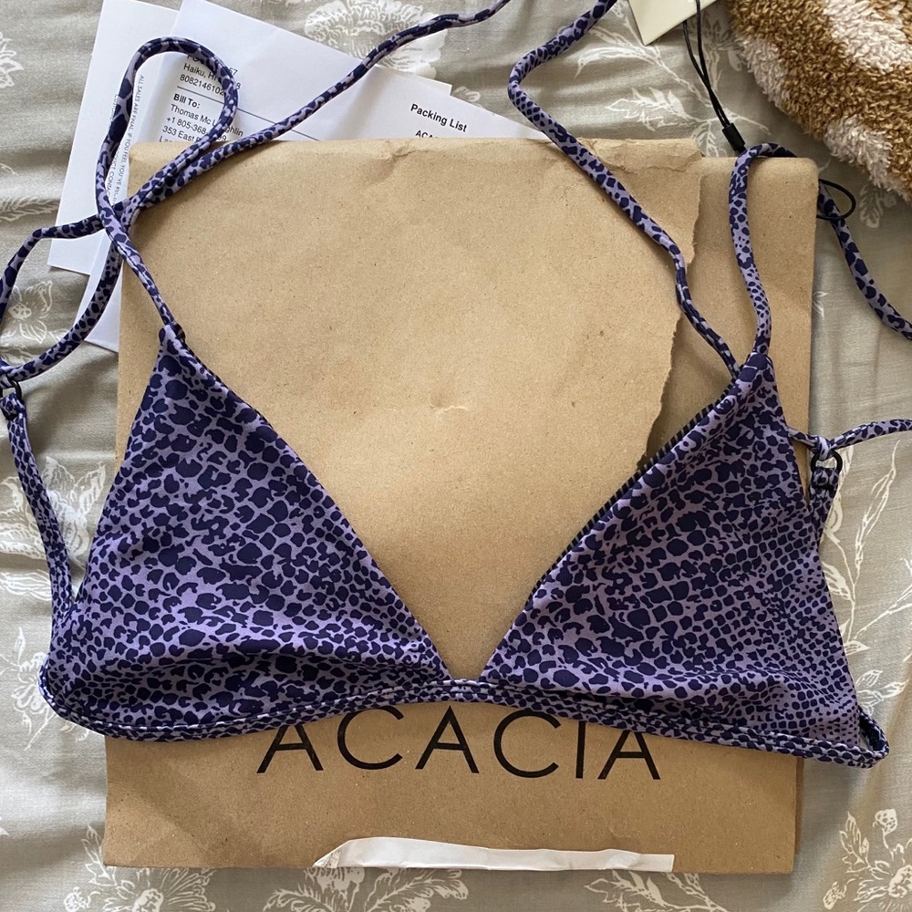 Acacia Railay Top